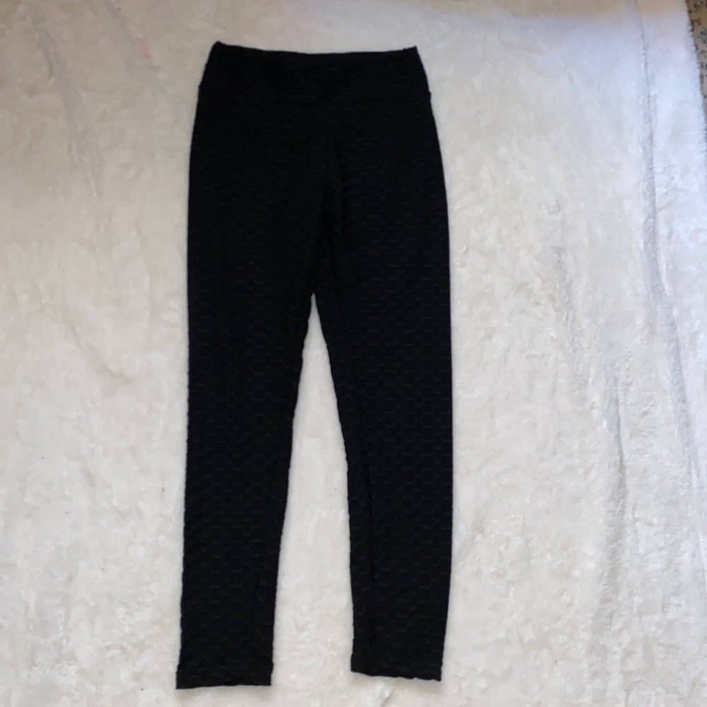 “Those” butt leggings - butt lifting leggings.